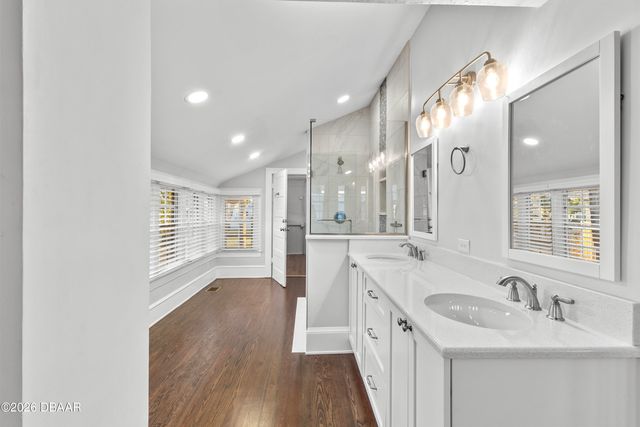 409 S Grandview Avenue, Daytona Beach, FL 32118