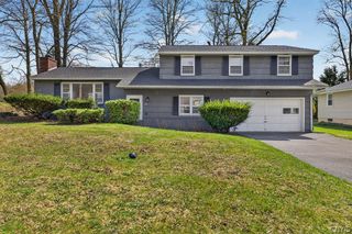 166 Terrace Way, Camillus, NY 13031