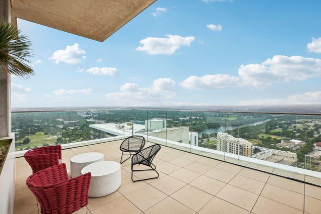 301 West Ave 1204, Austin, TX 78701