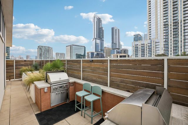 301 West Ave 1204, Austin, TX 78701