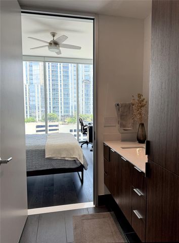 301 West Ave 1204, Austin, TX 78701