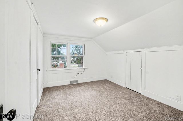 25886 Hoffmeyer Street, Roseville, MI 48066