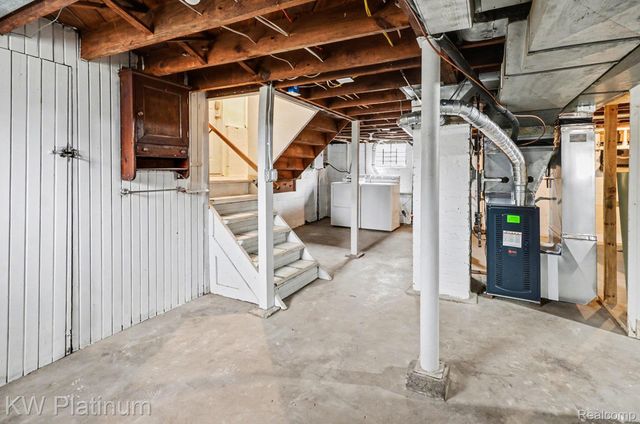 25886 Hoffmeyer Street, Roseville, MI 48066