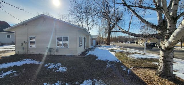 641 2nd St, Holdingford, MN 56340