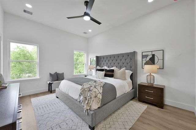 3334 Francis Street B, Houston, TX 77004