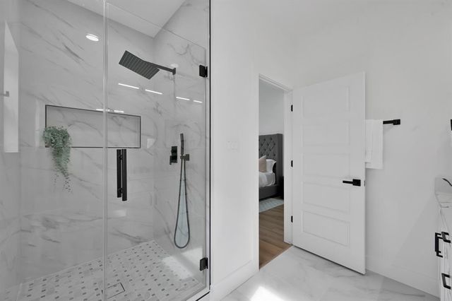 3334 Francis Street B, Houston, TX 77004
