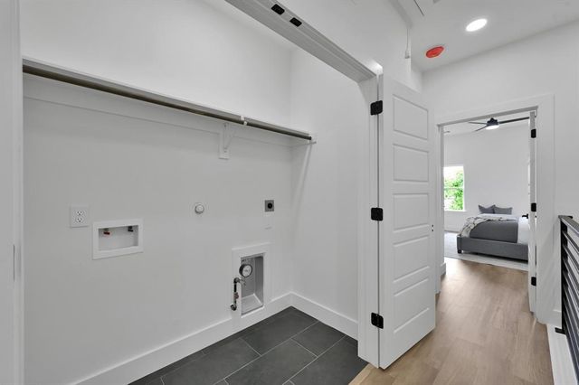 3334 Francis Street B, Houston, TX 77004