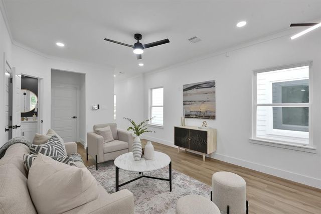 3334 Francis Street B, Houston, TX 77004