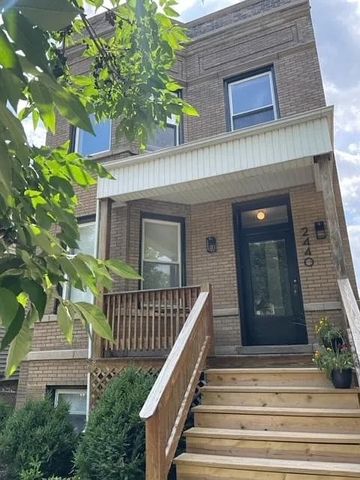 2440 N Saint Louis Avenue 1, Chicago, IL 60647