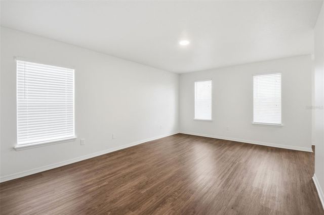 5654 AARON COURT, Sarasota, FL 34232