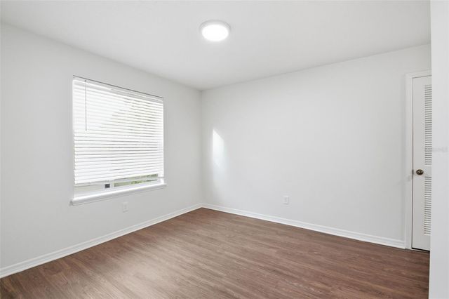 5654 AARON COURT, Sarasota, FL 34232