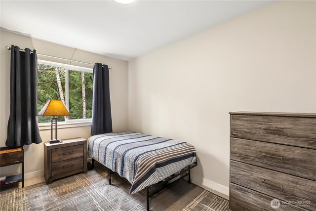 4979 Onalaska Loop SE, Port Orchard, WA 98367