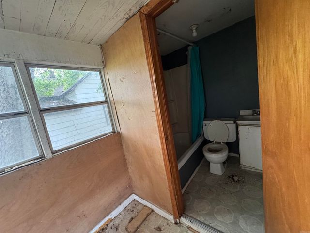 1104 SW 2nd Street, Corning, AR 72422