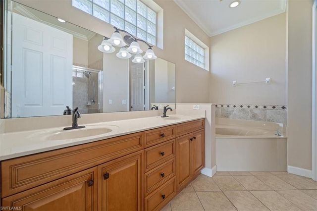3343 Sandpiper WAY, Naples, FL 34109