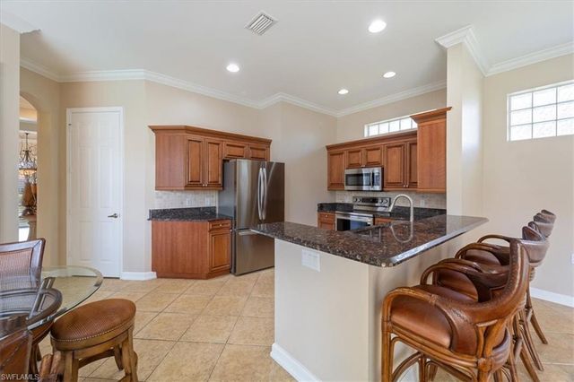 3343 Sandpiper WAY, Naples, FL 34109