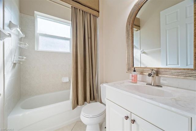 3343 Sandpiper WAY, Naples, FL 34109