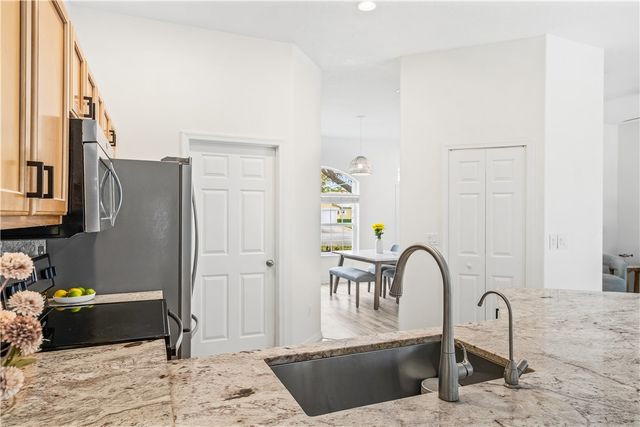 4955 5th Place, Vero Beach, FL 32968