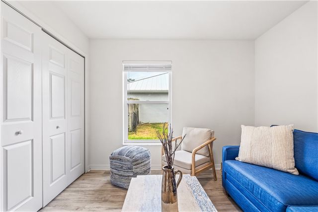 4955 5th Place, Vero Beach, FL 32968