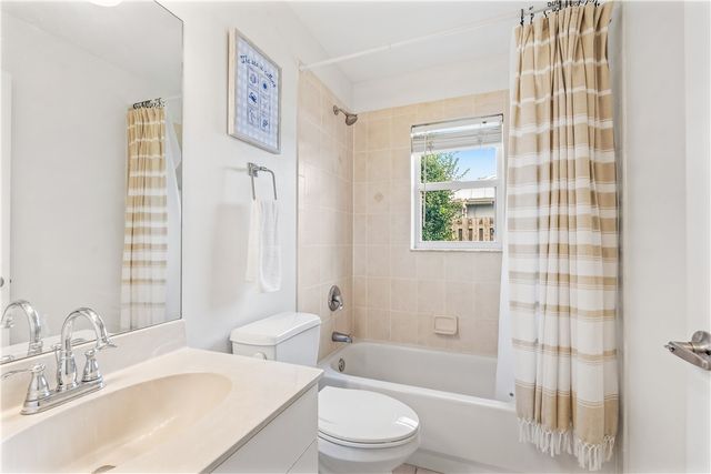 4955 5th Place, Vero Beach, FL 32968