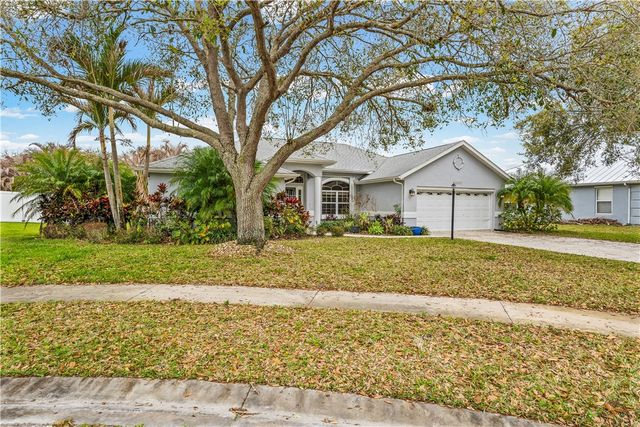 4955 5th Place, Vero Beach, FL 32968