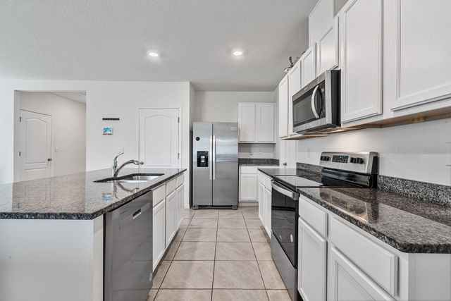 3524 SUNGROVE CIRCLE, Sanford, FL 32771