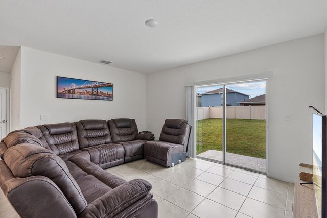 3524 SUNGROVE CIRCLE, Sanford, FL 32771