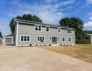 48 Greenfield Drive, Windsor Locks, CT 06096