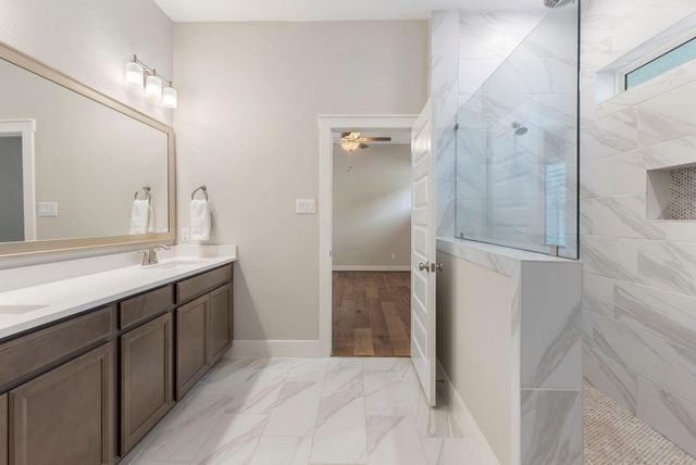 527 Knolly St Street, Montgomery, TX 77316