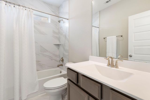 527 Knolly St Street, Montgomery, TX 77316