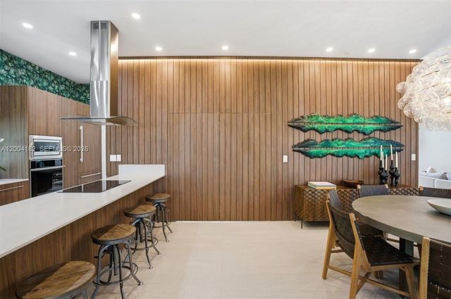 4354 Alton Rd, Miami Beach, FL 33140