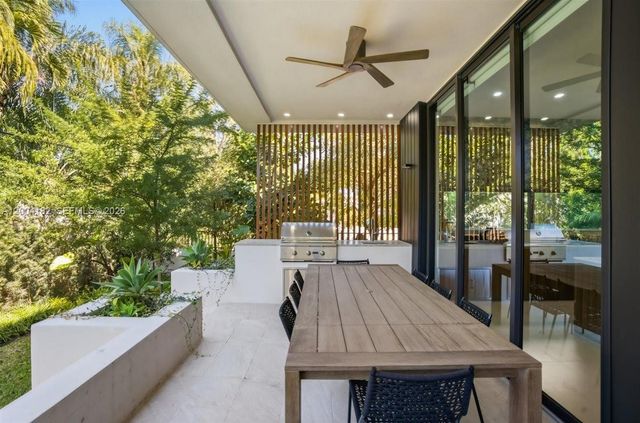 4354 Alton Rd, Miami Beach, FL 33140