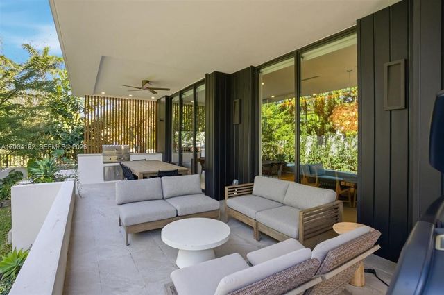 4354 Alton Rd, Miami Beach, FL 33140