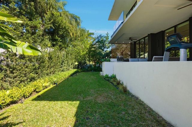4354 Alton Rd, Miami Beach, FL 33140