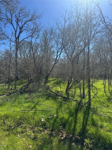 291 Kolekole LN, Bastrop, TX 78602