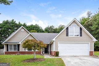 2715 Tradd Court, Snellville, GA 30039