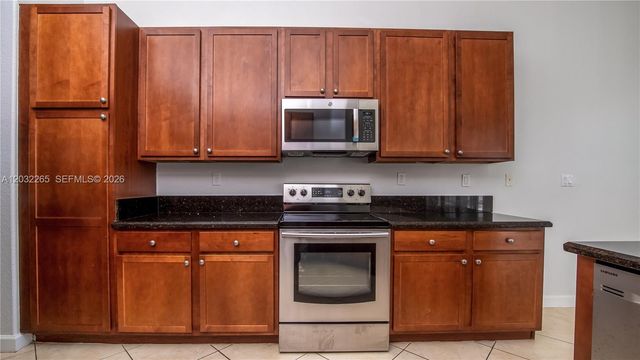 19434 SW 78th Ave, Cutler Bay, FL 33157