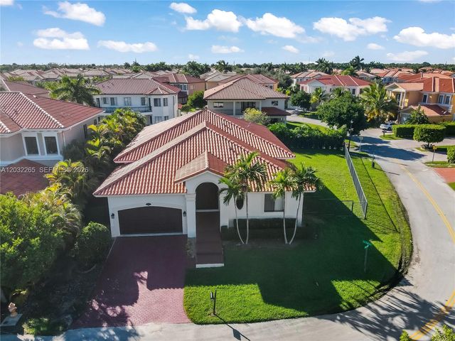 19434 SW 78th Ave, Cutler Bay, FL 33157
