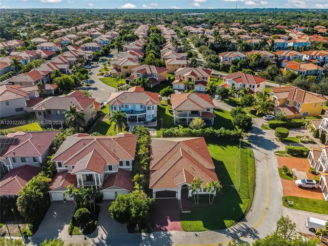 19434 SW 78th Ave, Cutler Bay, FL 33157