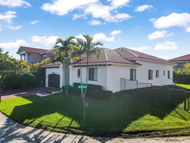 19434 SW 78th Ave, Cutler Bay, FL 33157