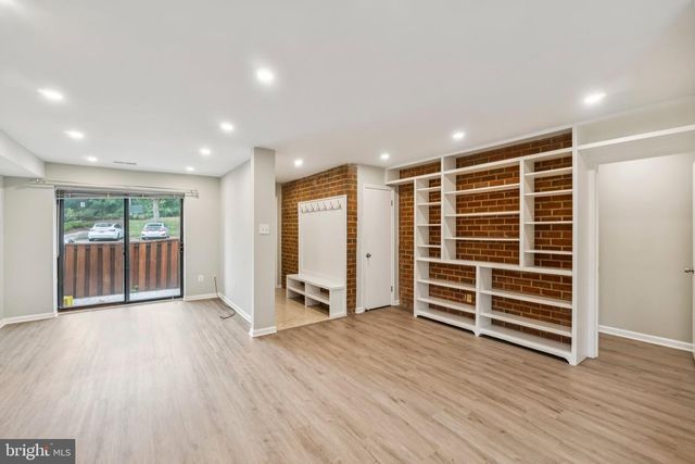 3437 SUMMIT CT NE #3437, Washington, DC 20018