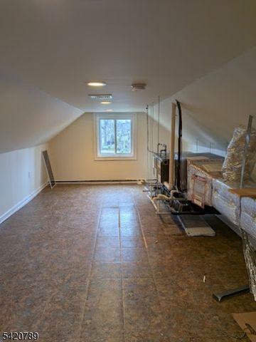 54 Riverview Cir, Little Falls Twp., NJ 07424
