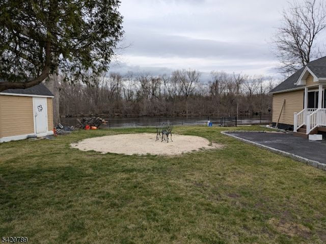 54 Riverview Cir, Little Falls Twp., NJ 07424