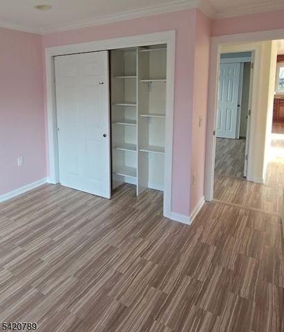 54 Riverview Cir, Little Falls Twp., NJ 07424