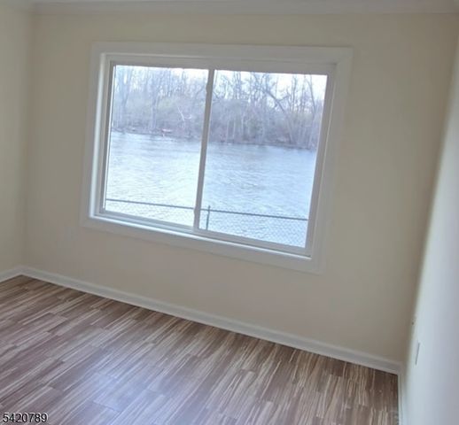 54 Riverview Cir, Little Falls Twp., NJ 07424