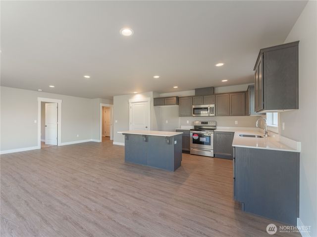 138 Salmon Drive, Wenatchee, WA 98801