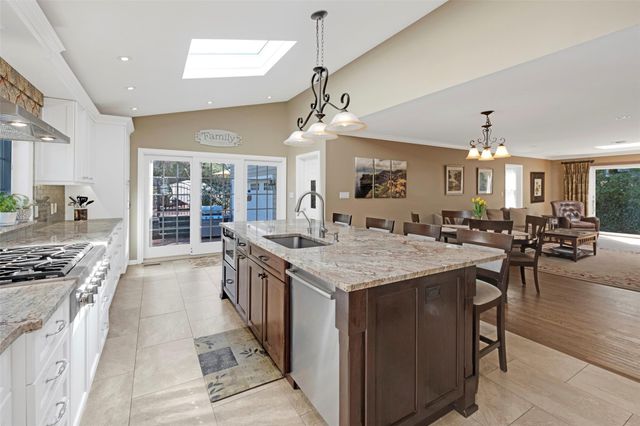 336 Nassau Avenue, Manhasset, NY 11030