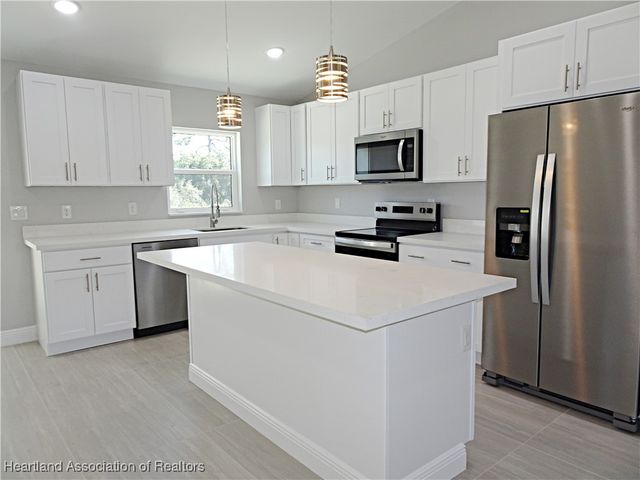 3040 Buttercup Lane, Lake Placid, FL 33852
