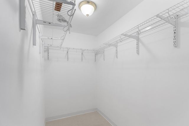 250 Hammond Pond Pkwy 1006N, Newton, MA 02467
