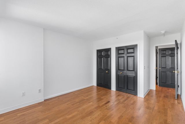 250 Hammond Pond Pkwy 1006N, Newton, MA 02467