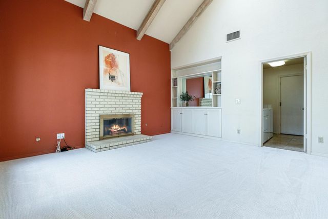 637 E Pintail Circle, Fresno, CA 93730